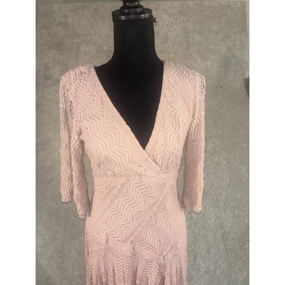 Rabbit Rabbit Rabbit Women's Mauve Lace Overlay Dress Stretch Size 4 Romantic